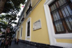 Venezuela acusa a Irfaan Alí de "mentir" y erigirse como el "Zelenski caribeño"