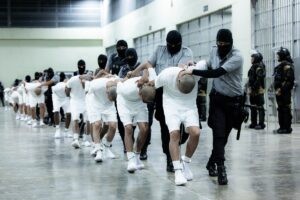 deportación venezuela el salvador deportados tren de aragua