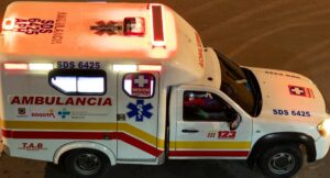 [Video] Ponen en evidencia nuevo 'negocio' de ambulancias: "No dio para grúa"