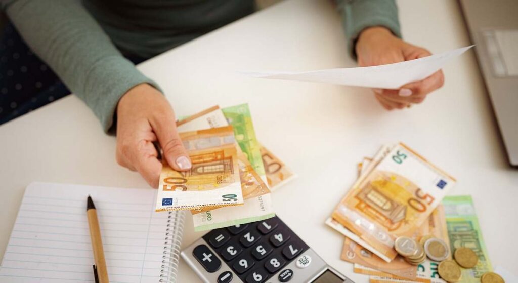 XTB 'golpea' en la guerra por el ahorro con una cuenta remunerada al 3,5%