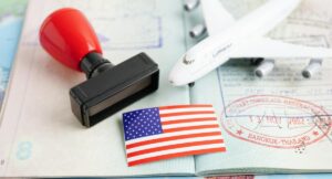 a quienes tienen green card capturan