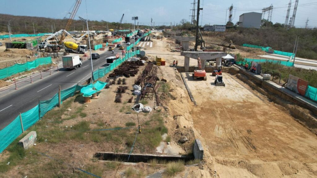 avanzan las obras del intercambiador vial de la Circunvalar con carrera 43