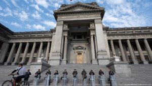 comienza juicio contra el expresidente Pedro Castillo – DW – 04/03/2025