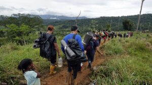 el Urabá teme crisis por represamiento