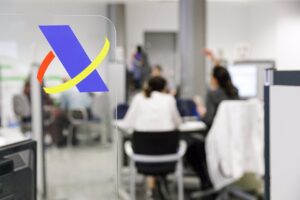 si cobras el paro no tendrás que hacer la Declaración de la Renta en 2025