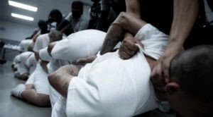 tatuajes con los que EEUU identifica al Tren de Aragua