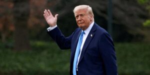 ¿Puede Trump obtener un tercer mandato? Él dice que sí
