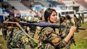 ¿Qué significa la disolución del PKK para los kurdos? – DW – 08/03/2025