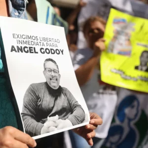 Activista Ángel Godoy cumple 100 días recluido en El Helicoide