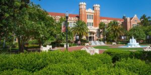 Al menos seis heridos en un tiroteo en la Universidad Estatal de Florida