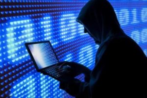 Alertan que ciberdelincuentes están "invirtiendo en publicidad " para robar datos de los usuarios