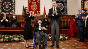 Álvaro Pombo recibe el Premio Cervantes 2024