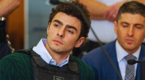 Aplazan juicio de Mangione para el 25 de abril tras su imputación formal de cargos