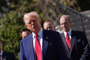 Aranceles de Trump | Directo: El Ibex 35 recorta su rebote al 4,32% pero logra una de las mayores subidas de su historia