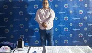 Arrestan a sujeto que utilizaba falsa credencial del MP