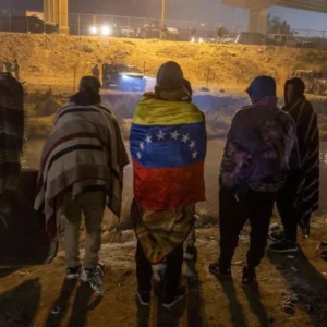Aumenta el deseo de emigrar entre jóvenes venezolanos
