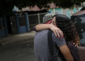 Aumenta la intención de emigrar entre jóvenes venezolanos