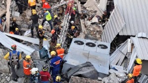 Aumentan a 44 los muertos al desplomarse el techo de una discoteca en Santo Domingo