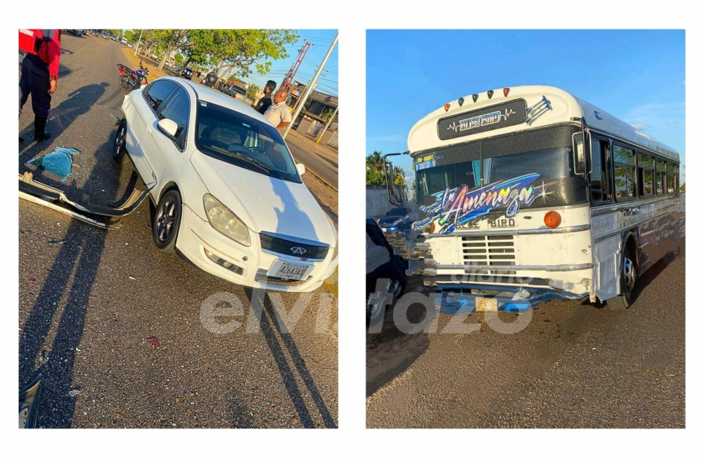 Autobús de la ruta Tigrito - Tigre colisionó contra un Orinoco en la Av. Intercomunal adyacente a Los Cocales