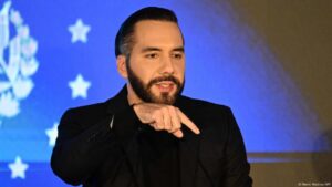 Bukele propone elevar en 12 % el salario mínimo – DW – 25/04/2025