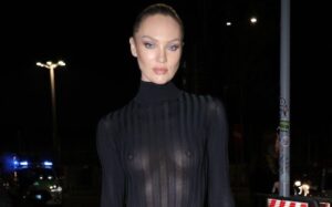 Candice Swanepoel y sus transparencias por Milán