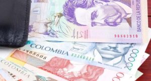 Celebran clientes de Ualá, Lulo, Nu y más bancos en Colombia por una plata