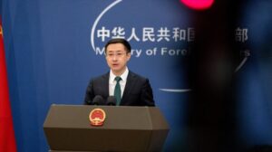China responde a Trump y eleva al 84 % sus aranceles a los productos estadounidenses