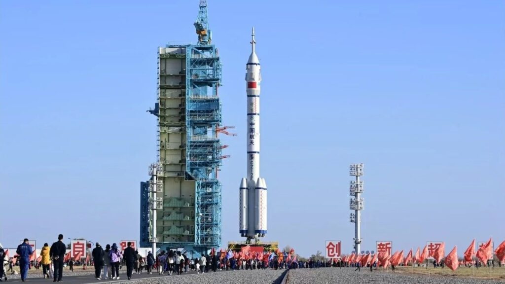 China ultima los preparativos para el lanzamiento de la misión tripulada Shenzhou-20 - AlbertoNews