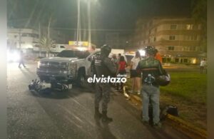 Conductor de camión Silverado embistió una moto en la Redoma Cruz de los Choferes