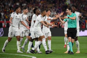 Copa del Rey: Un Rüdiger fuera de sí contra De Burgos, tres rojas al Madrid y un Ancelotti con "cero reproches": "No voy a hablar de los árbitros" | Copa del Rey 2024