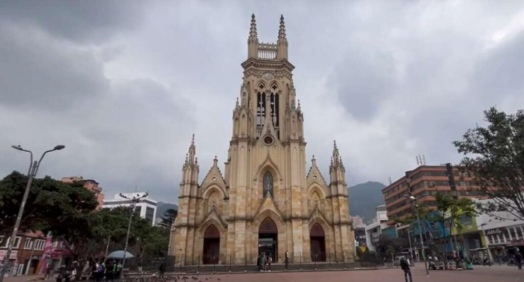 Cuáles son los lugares sagrados en Bogotá que debe visitar en Semana Santa 2025