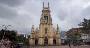 Cuáles son los lugares sagrados en Bogotá que debe visitar en Semana Santa 2025