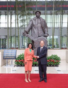 Delcy Rodríguez se reunió con presidente de la Corporación Nacional de Petróleo de China