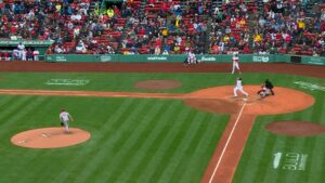 Devers dio su primer jonrón del 2025 y Abreu definió con hit de oro en el 10mo