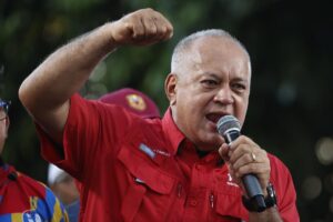 Diosdado Cabello afirma que, a pesar de las sanciones y el bloqueo de EE.UU., Venezuela se mantiene firme