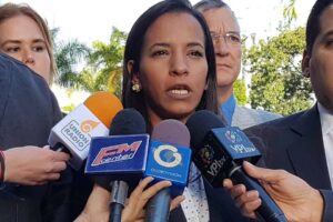 Dirigente Marialbert Barrios renuncia a PJ tras procedimiento abierto en su contra