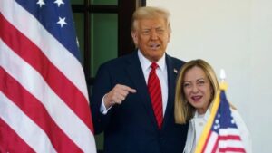Donald Trump recibió a Georgia Meloni para negociar sobre los aranceles