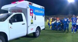 Drama en Bucaramanga vs. Millonarios: jugador tuvo impactante choque y salió en ambulancia