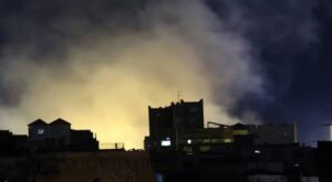 EE.UU. bombardea de nuevo Yemen y reportan ocho muertos