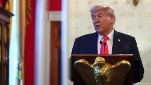 EE.UU. conversa con China sobre aranceles, dice Trump – DW – 18/04/2025