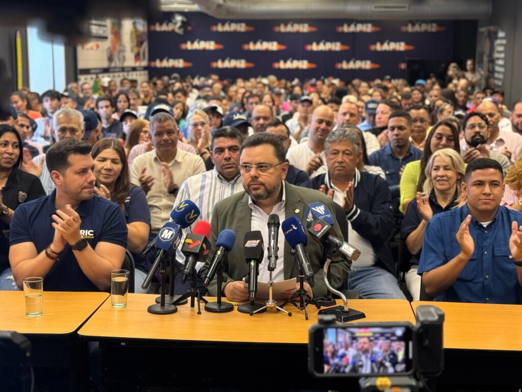 Ecarri llama a protestar contra el chavismo con el voto