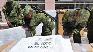 Ecuador acusa a Venezuela de sustraer material electoral – DW – 18/04/2025