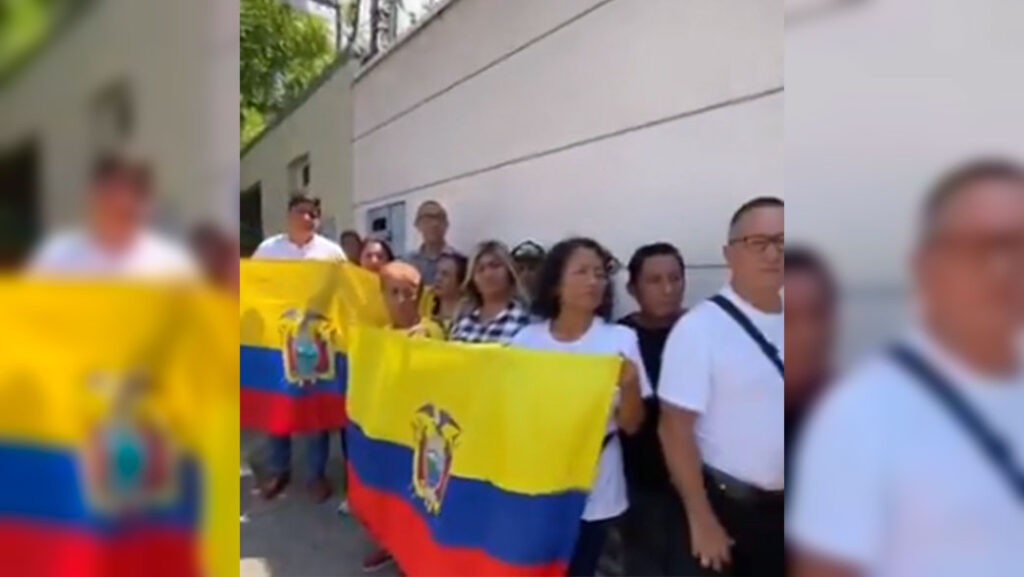 Ecuatorianos en Venezuela denuncian exclusión del proceso electoral
