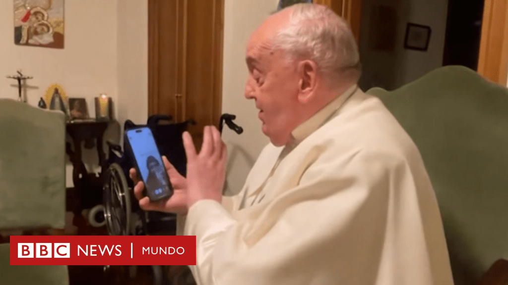 "El Papa nos preguntaba: ¿qué han comido? ¿Tienen medicinas?": la iglesia de Gaza que cada día recibía una llamada de Francisco