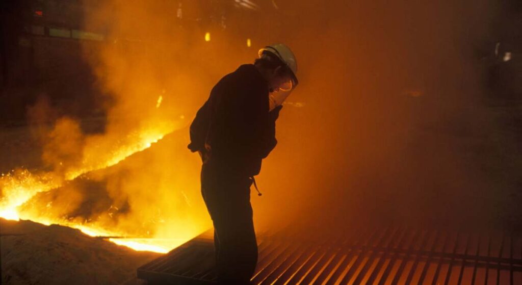 El Parlamento británico aprueba una ley para salvar la siderúrgica British Steel