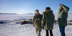 El Pentágono cesa a la comandante de la base militar en Groenlandia por distanciarse del vicepresidente Vance