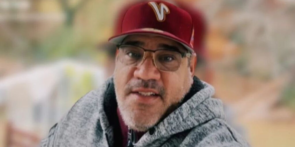 El influencer conocido como el “papá de Leito Oficial” llega a Venezuela, donde será imputado por cargos de incitación al odio