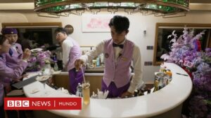 El viaje de la BBC en los "trenes de plata" con los que China busca reactivar su economía