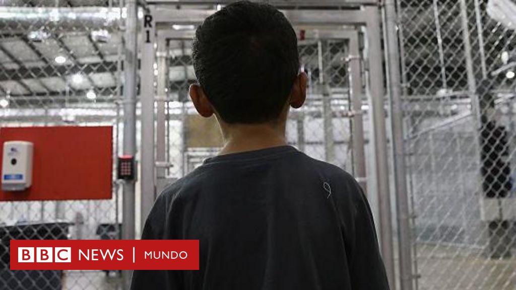 "Es como quitarles a los niños el paracaídas antes de lanzarlos del avión": los menores que enfrentan sin abogados sus casos de migración ante tribunales en EE.UU.