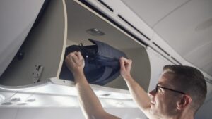 Este es el elemento que ya no sería permitido en el equipaje de mano en 2025, según Skyscanner